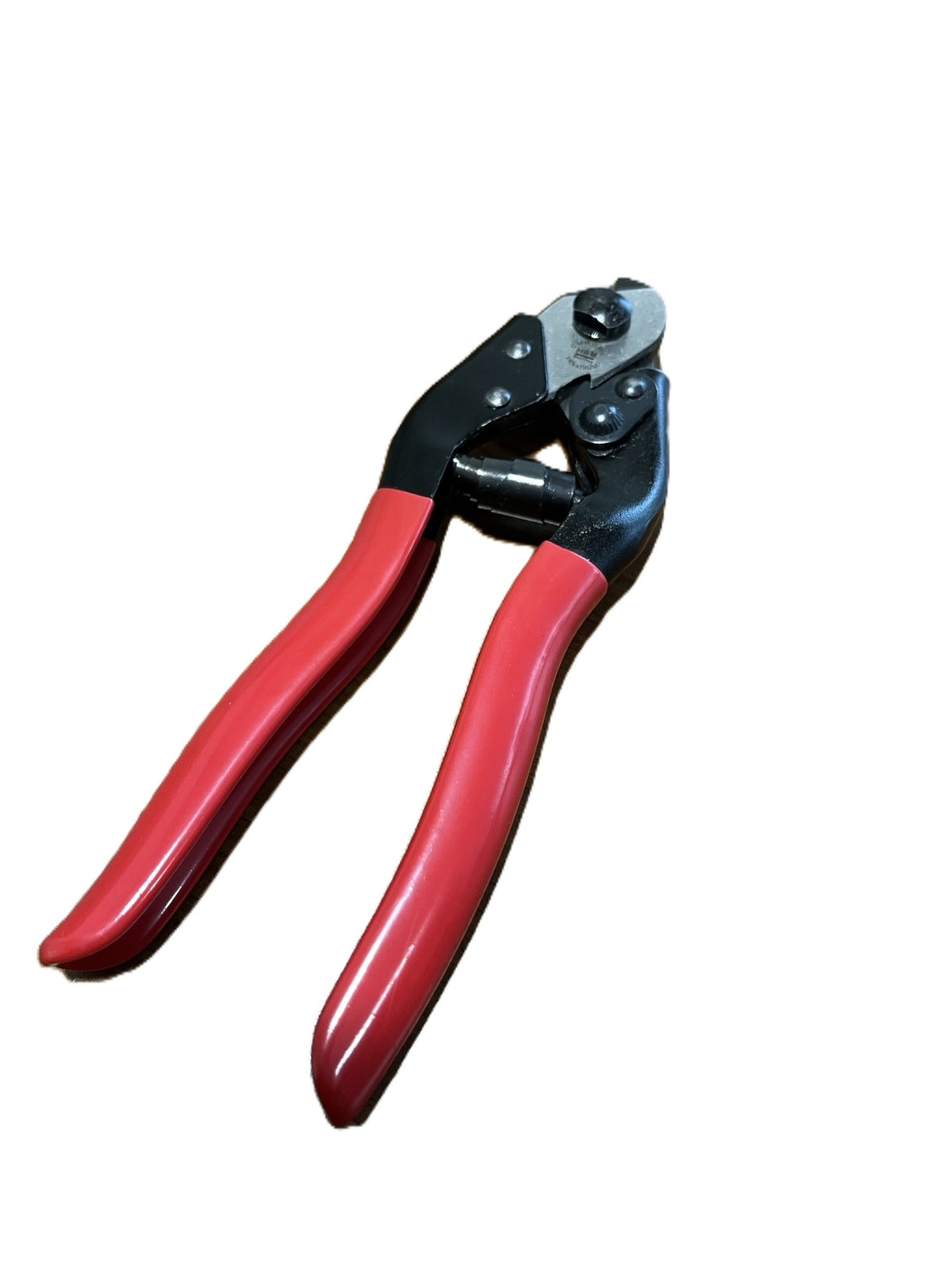 Knipschaar t.b.v. staalkabels